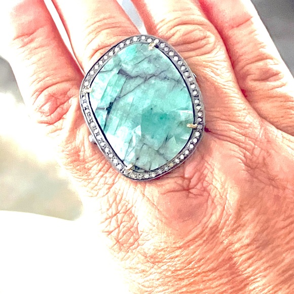 Emerald Diamond Statement Ring - Picture 12 of 13